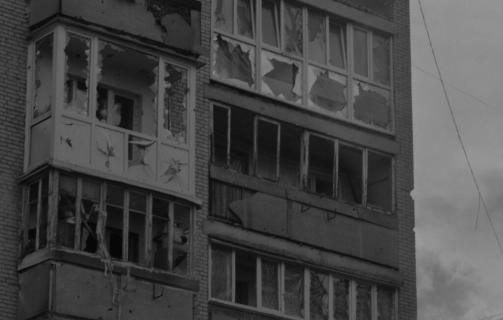 Fragile Infrastructures of Togetherness