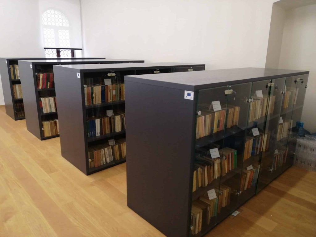 The first step towards the Moise Palace media library: Branko Horvat Library Collection