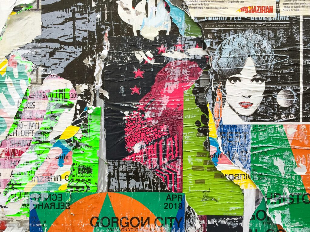 Workshop: Who are we today, what do we do, what occupies us? – an art game of collage and color